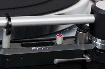Thorens TD 1500 DD (black high gloss)