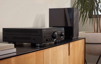 Denon PMA-1700NE  black