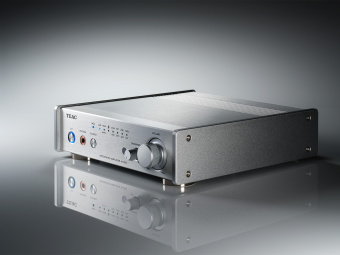 TEAC AI-303 (silver)