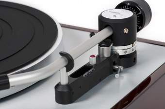 Thorens TD 403 DD (walnut high gloss)