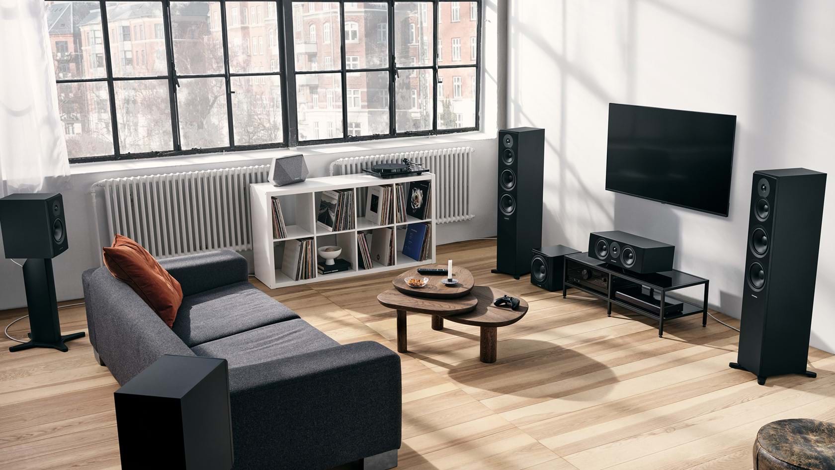 Dynaudio Emit – входной билет во вселенную акустики класса High-End! 