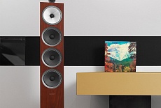 Bowers & Wilkins 702S2 – лауреат награды журнала Fidelity!